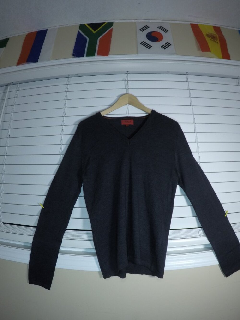 HUGO Boss Charcoal V-Neck Knit Sweater S